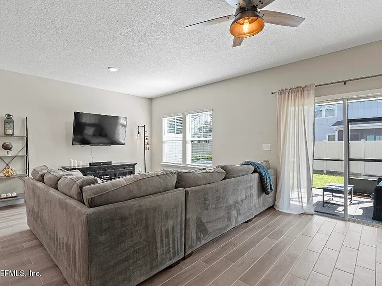 1682 Pottsburg Point Dr — Photo 8
