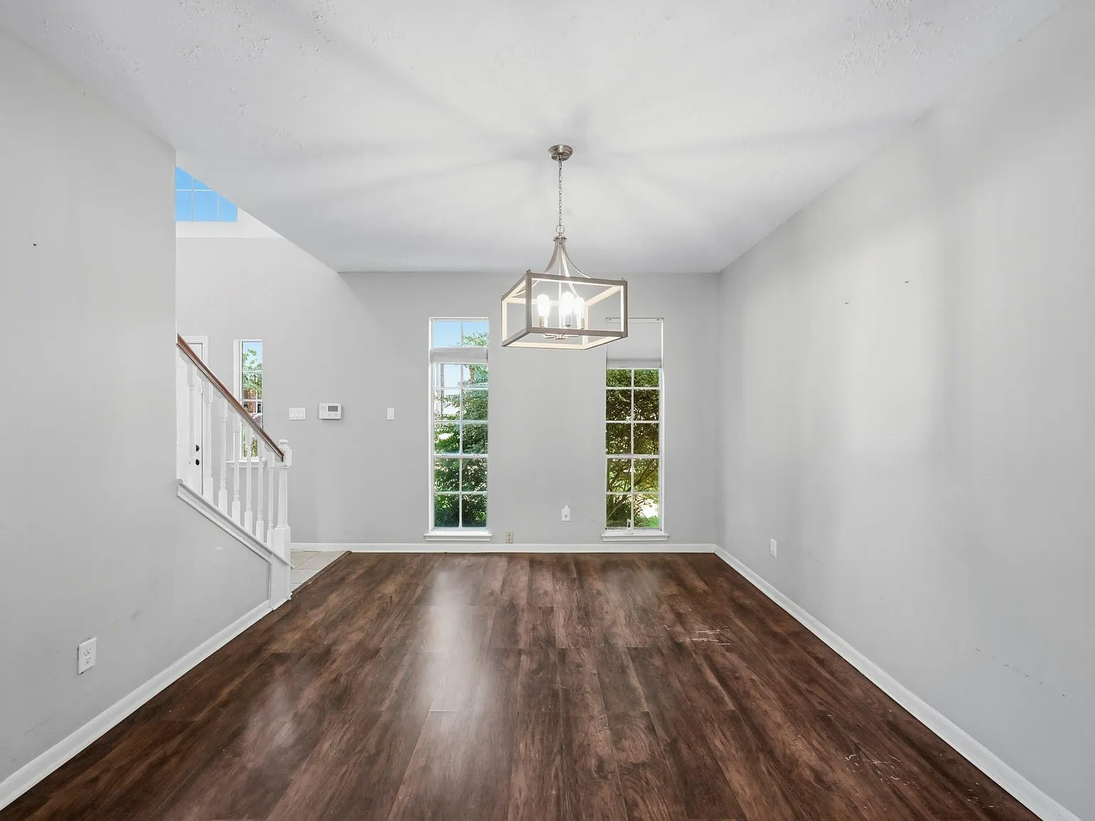 3 bed, 2.5 bath, 1948 sqft, $2,300 — Photo 4