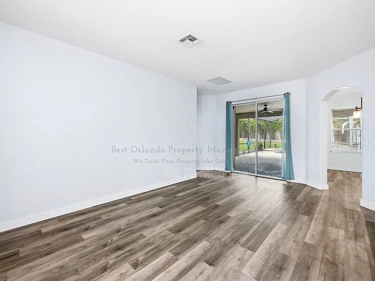 15601 Grays Harbor Way — Photo 10
