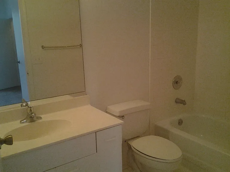 The Mirage Apartments — Photo 10