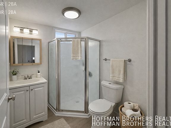 4th image of 1137 Irolo St #1139.75