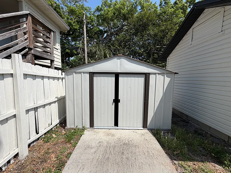 3027 Melton St N — Photo 30