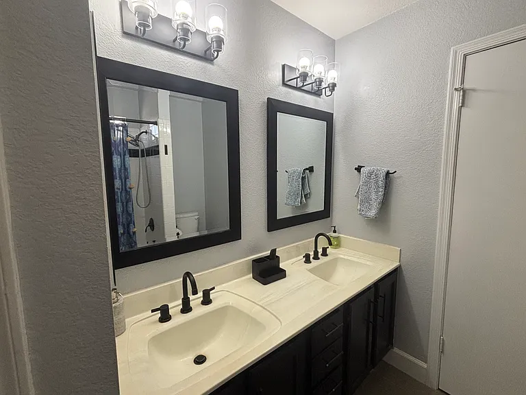 3625 W Kesler Ln #M — Photo 13