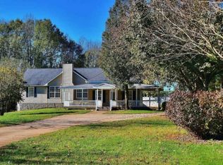 75 Deer Ridge Cir, Hoschton, GA 30548