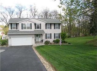 1572 Anderson Rd, Pittsburgh, PA 15209