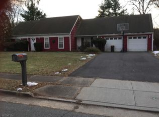 20 Crown Rd, Somerset, NJ 08873