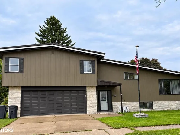 305 3rd Ave NW, Buffalo Center, IA 50424