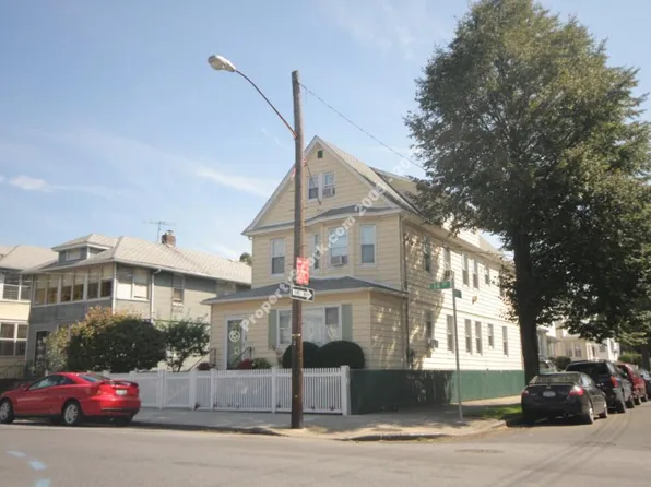115-02 14th Ave, College Point, NY 11356