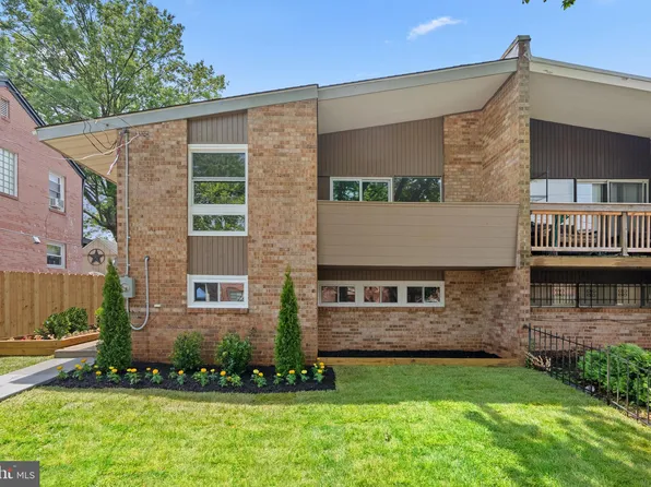 5327 Blaine St NE, Washington, DC 20019