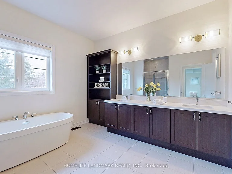75 Mitchell Pl — Photo 34