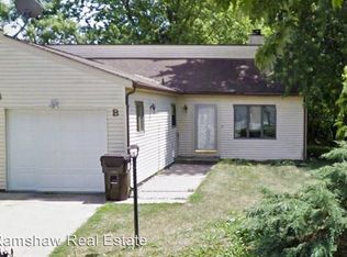 3205 Halifax Dr, Champaign, IL