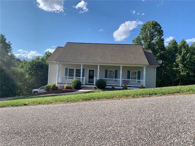 242 Brooklin St, Wilkesboro, NC, 28697