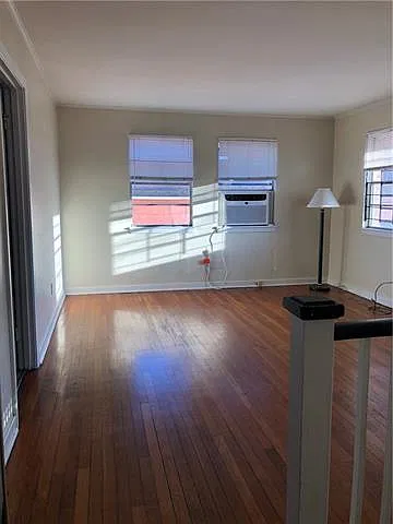 2 bed, 1.0 bath, 793 sqft, $1,200 — Photo 3