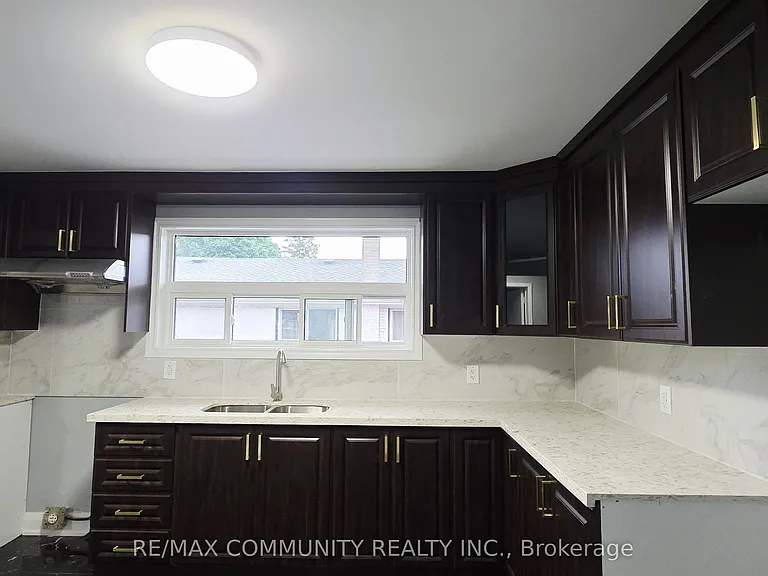 30 Canlish Rd #1 — Photo 23