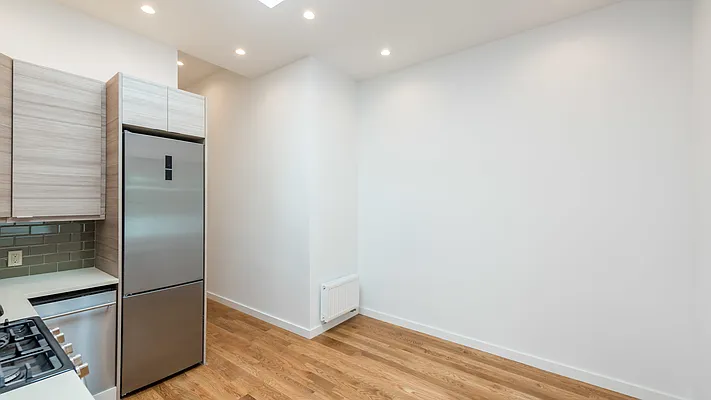 Rented by Terra Magia Inc | media 17