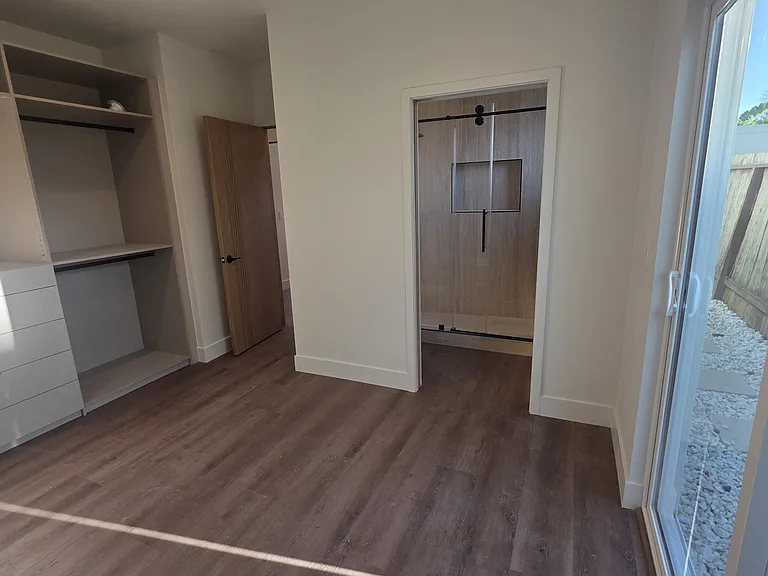22730 Mariano St — Photo 18