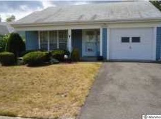 17 Flintshire Ter, Manchester, NJ 08759