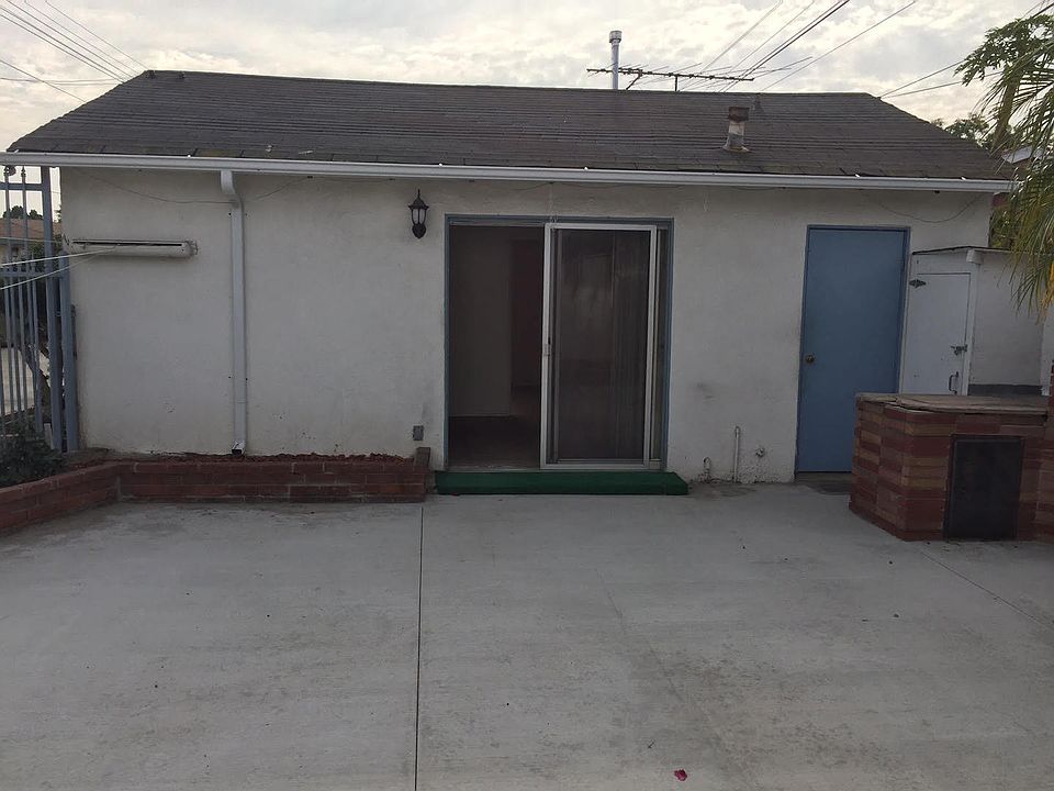 2nd image of 4916 Elizabeth St #A