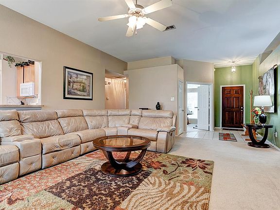 5th image of 1003 Brazos Ct