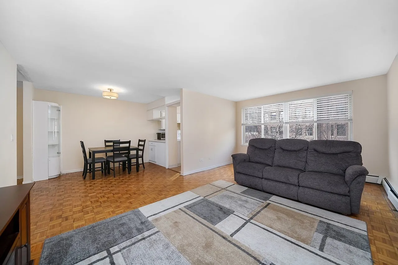 1 bed, $2,100 — Photo 2
