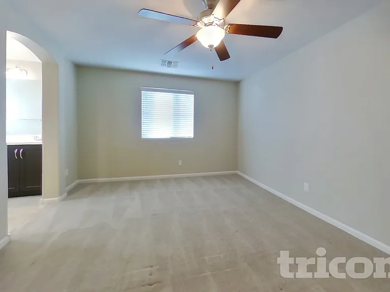 12554 W Hummingbird Ter — Photo 8