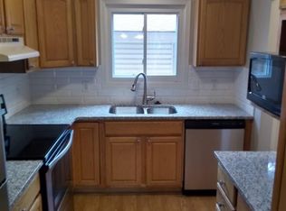 2629 Nottingham Ct, Lincoln, NE 68512