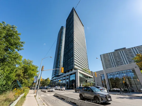 575 Bloor St E, Toronto, ON