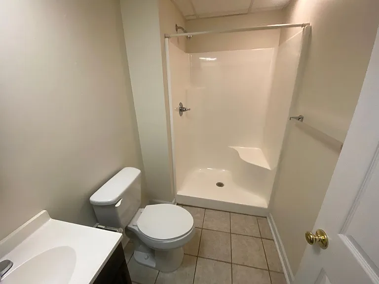 4104 S Amherst Hwy — Photo 6