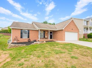 2915 Sunlit Terrace Rd, Knoxville, TN 37938