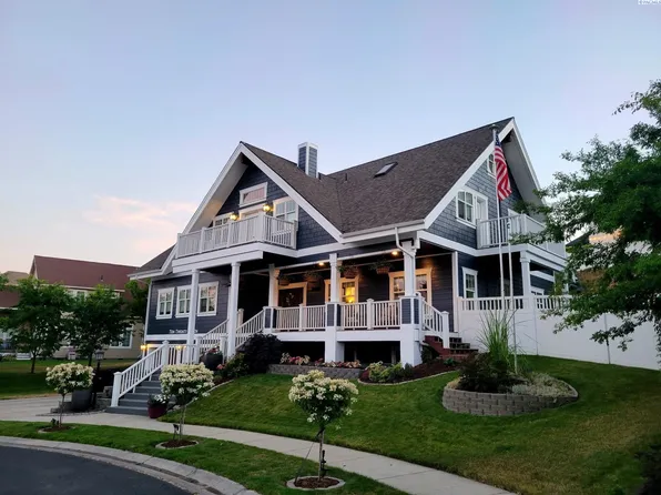 1027 SW Ryan Ct, Pullman, WA 99163