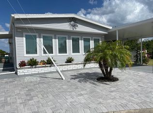 6839 Massachusetts St, Bradenton, FL 34207