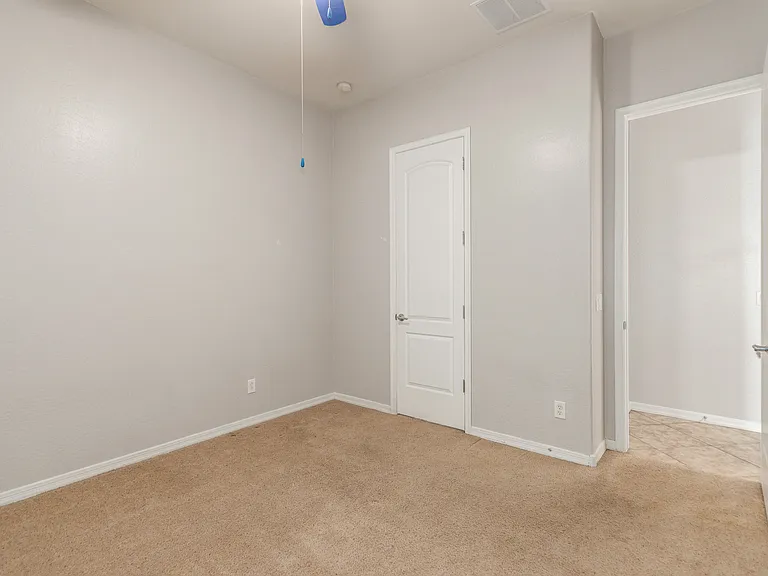 2789 N Heritage St — Photo 23
