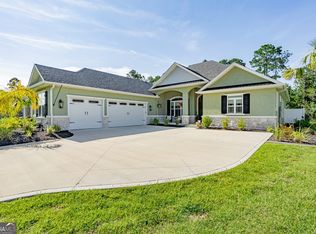206 Fiddlers Cove Dr, Kingsland, GA 31548