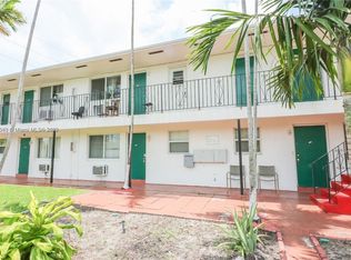 712 NE 8th St APT 204, Hallandale, FL 33009