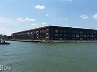 401 W Shoreline Dr UNIT 101, Sandusky, OH 44870