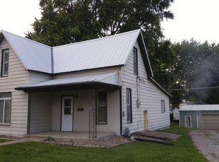 905 E Main St #HOUSE, Knoxville, IA 50138