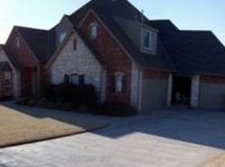 3301 Heritage Green Trl, Edmond, OK 73003