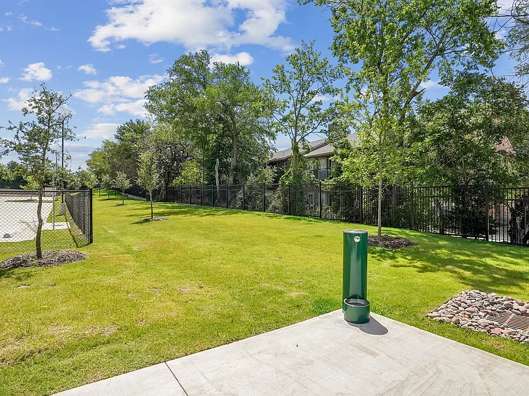 Sherman Park Village Apartments, in Dallas, Texas