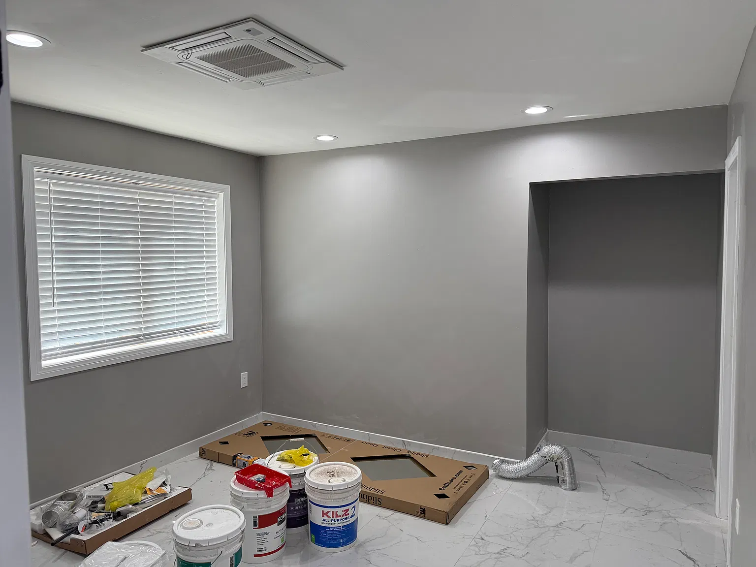 2 bed, 960 sqft, $2,995 — Photo 3