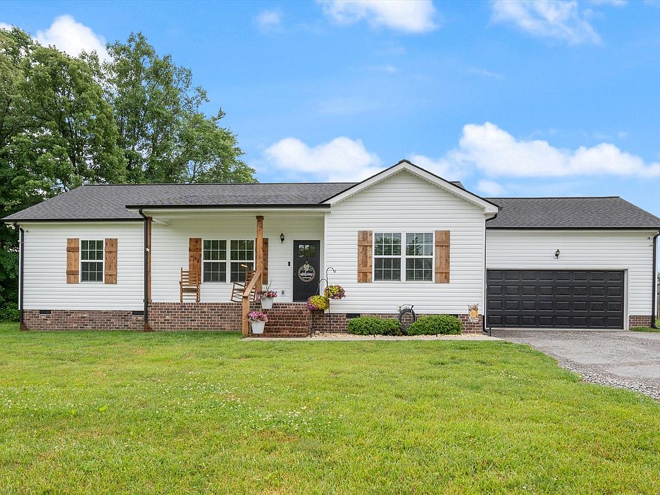 1st image of 449 Cannon Way