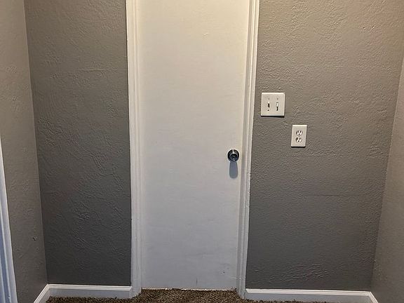 5th image of 1040 Forest Ct APT 16