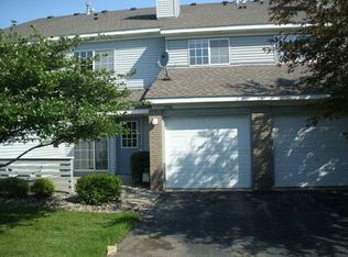 1936 Glenfield Ct, Saint Paul, MN 55122