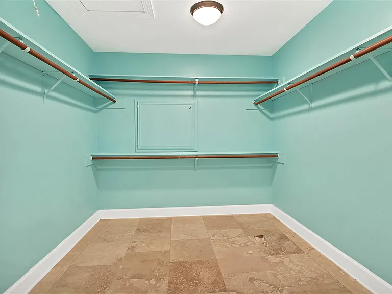 1802 Potomac Dr #C — Photo 29