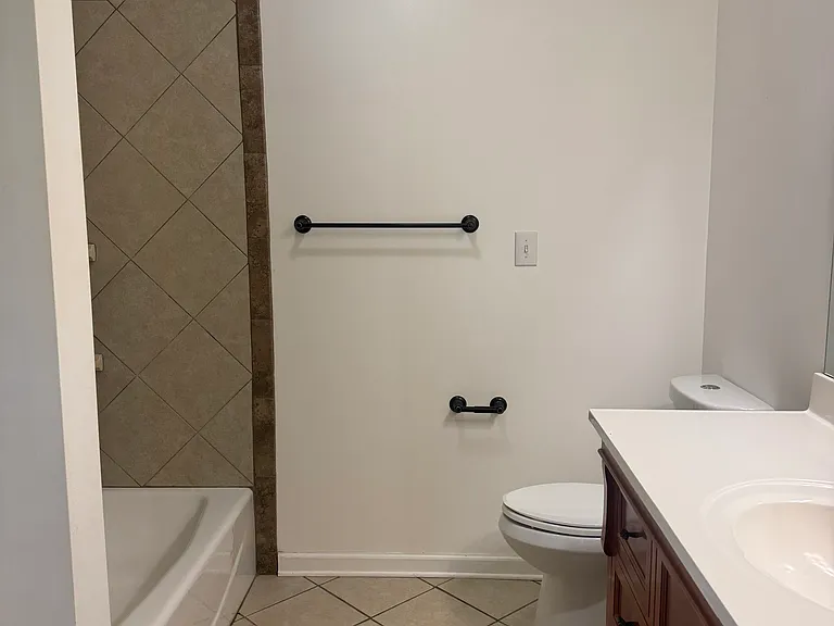 105 Fox Trail Pl — Photo 12