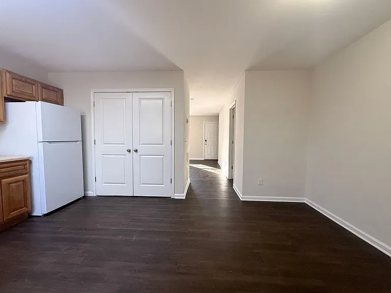 150 Alcorn St — Photo 12