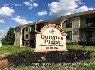 13919 Grandboro Ln APT 113, Grandview, MO 64030