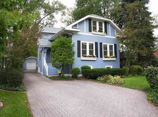 228 N County Line Rd, Hinsdale, IL 60521