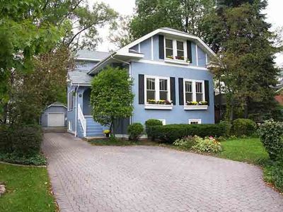 228 N County Line Rd, Hinsdale, IL, 60521