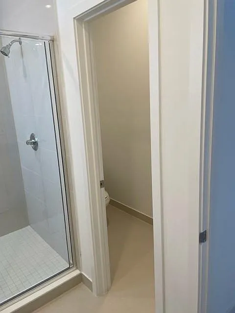 3 bed, 2.5 bath, 1850 sqft, $3,300 — Photo 4