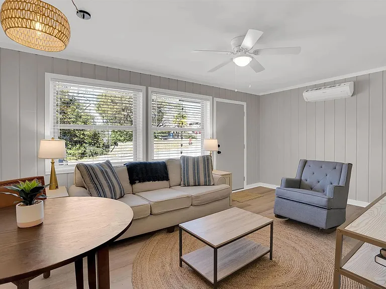 2746 Montgomery Ave #2746-1 — Photo 4